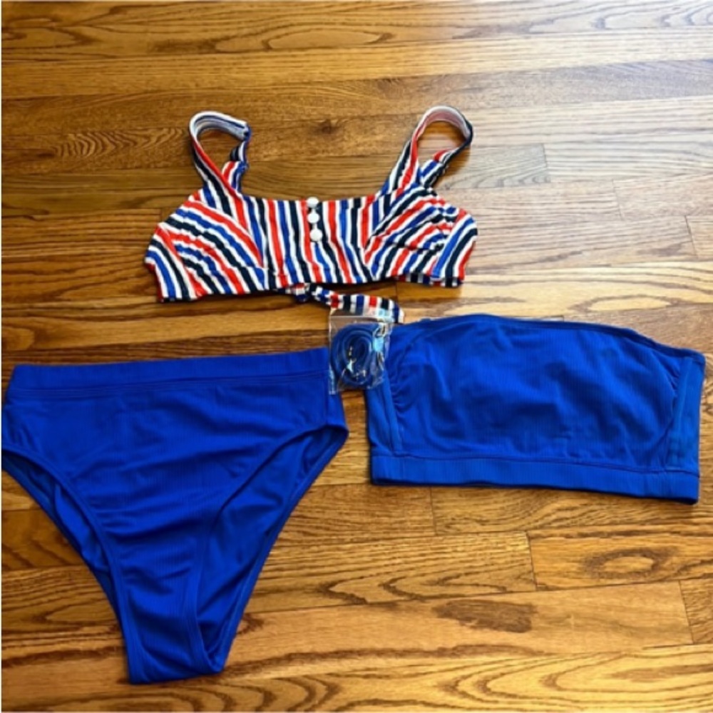 Striped Bikini Set with Blue Bottoms size M NWOT
